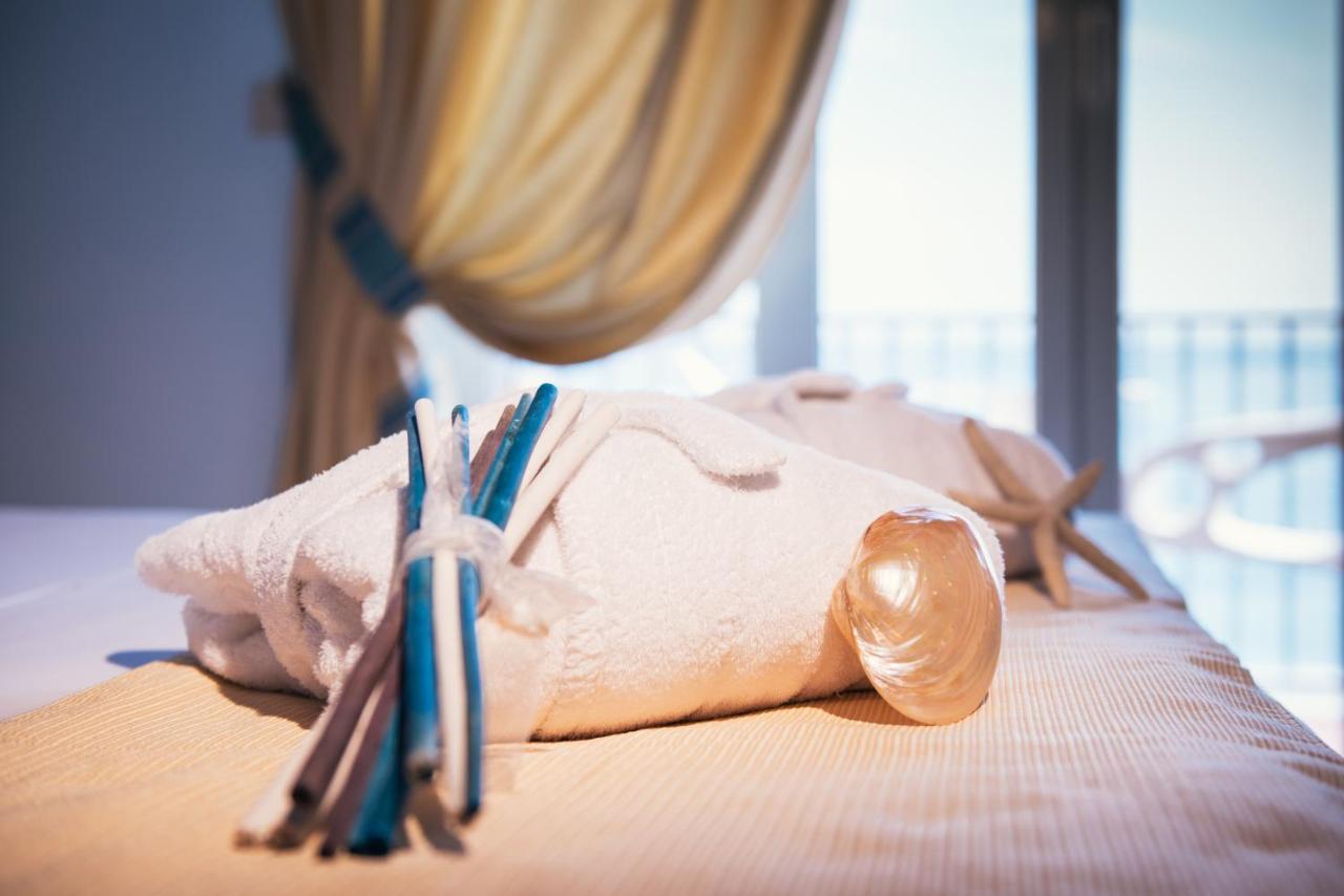 Hotel Albatros Varigotti Dış mekan fotoğraf