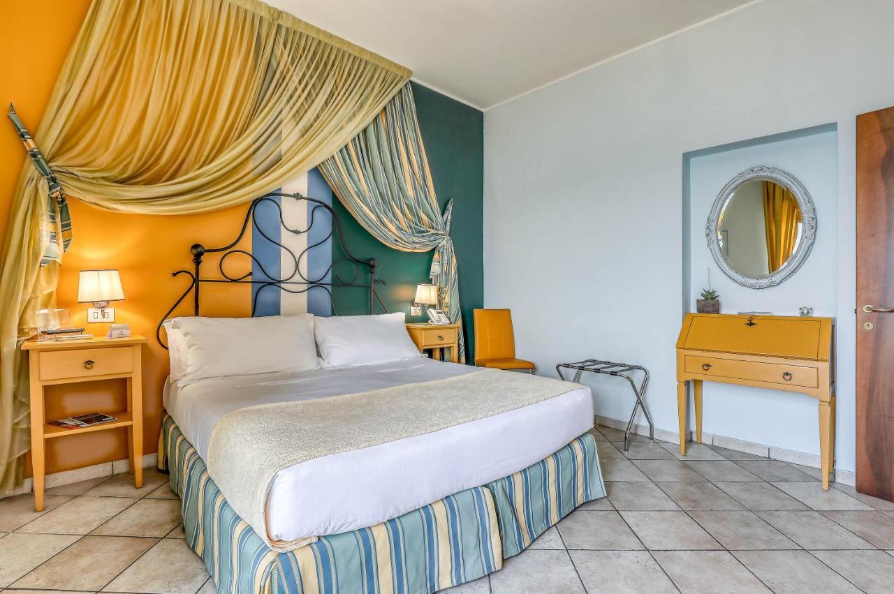 Hotel Albatros Varigotti Dış mekan fotoğraf