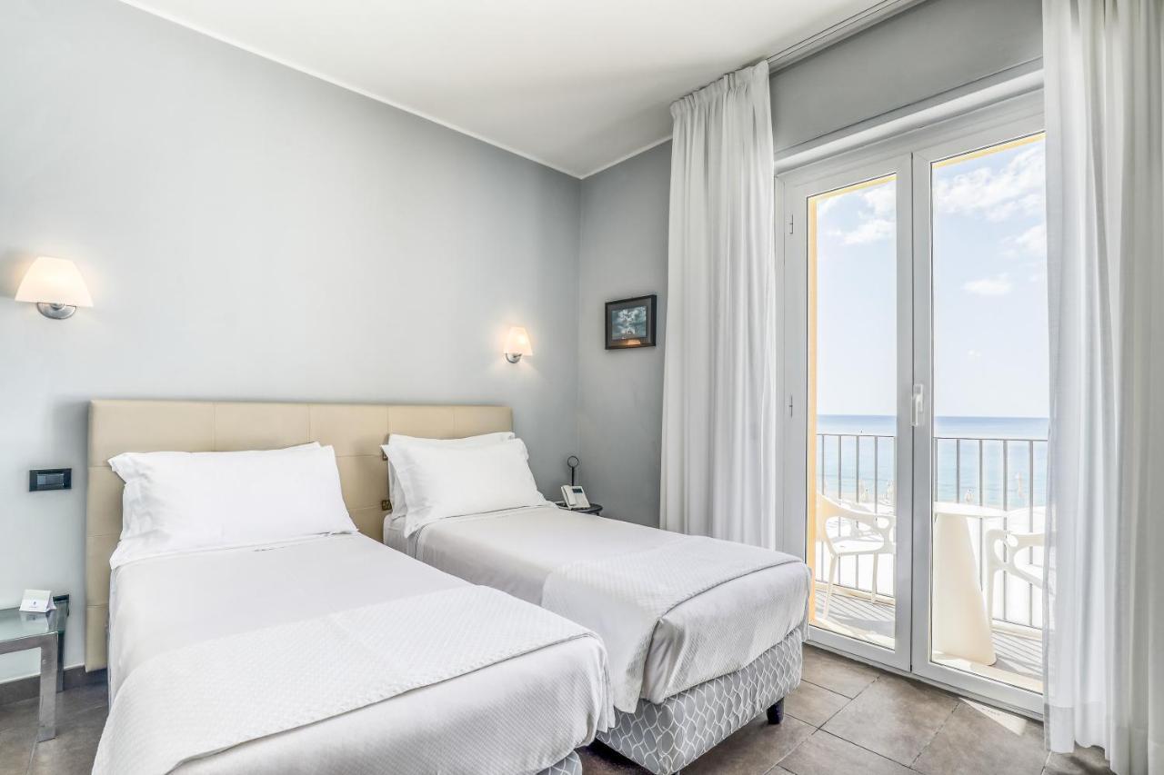 Hotel Albatros Varigotti Dış mekan fotoğraf