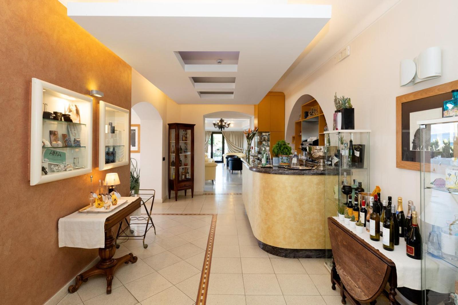 Hotel Albatros Varigotti Dış mekan fotoğraf