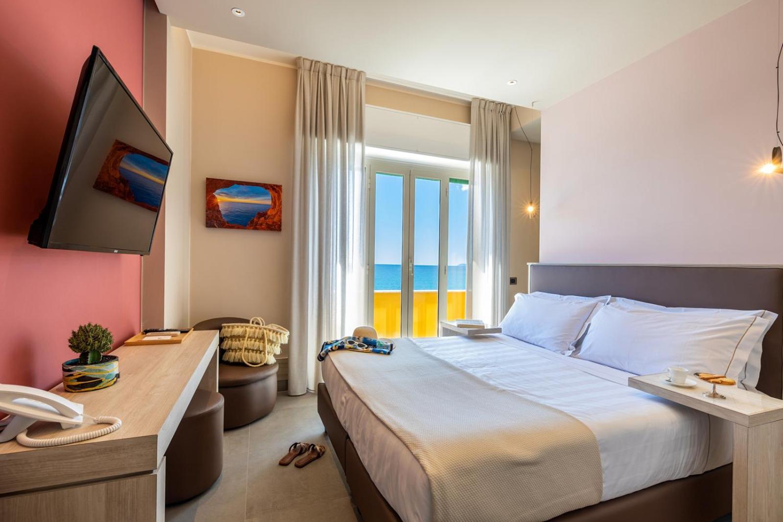 Hotel Albatros Varigotti Dış mekan fotoğraf